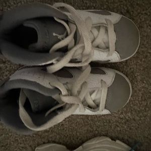 Toddler 8c Jordan white and grey